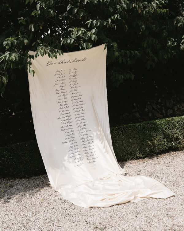 A Vintage-Infused Verona Wedding Dripping With Roses, Silk & Italian Romance