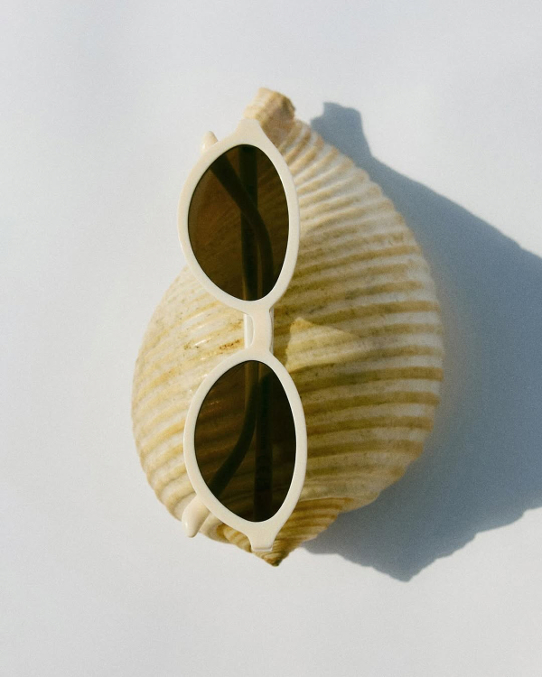 50 It-Girl Accessories to Style-Up your Honeymoon Swimwear