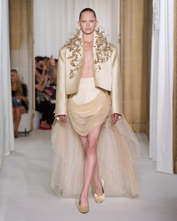 Find Your Bridal Match: 50 Designers for Every Bride's Style