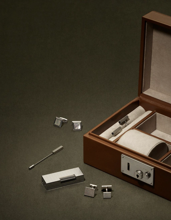 35 Gifts to Give the Groom on Your Wedding Day — photo 1
