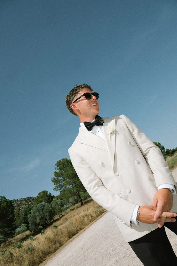 Modern Design Meets Mediterranean Ease at This Rock-Carved Vineyard Wedding in Mallorca