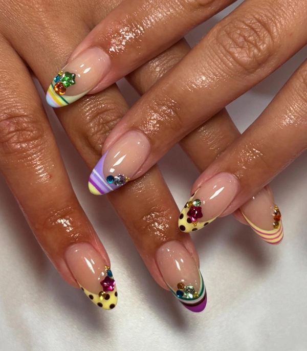 <a href="https://www.instagram.com/p/DbJULGaFrZO/?img_index=1">Gabriella Nails</a>