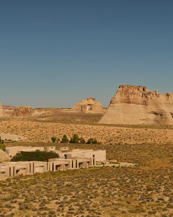 <a href="https://www.instagram.com/p/DV9M9z1Dpmt/?img_index=1">Amangiri</a>