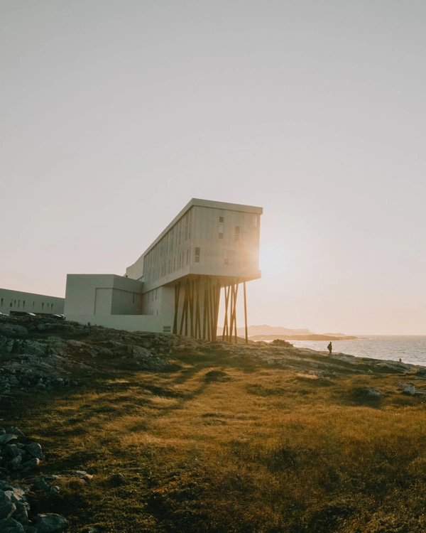<a href="https://www.instagram.com/p/DcBfDqRn5Vg/?img_index=1">Fogo Island Inn</a>