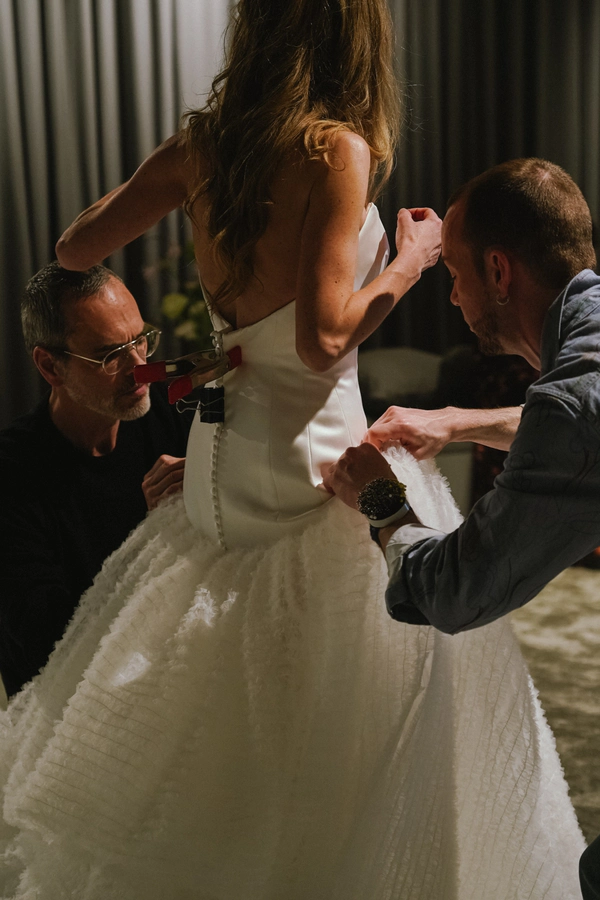 A Surreal Artist’s Italian Wedding with 2,000 Red Roses, a Two-Metre Bleeding Cake & Viktor & Rolf Couture