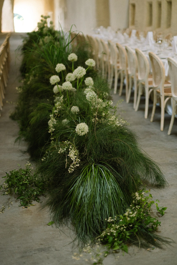 Modern Design Meets Mediterranean Ease at This Rock-Carved Vineyard Wedding in Mallorca