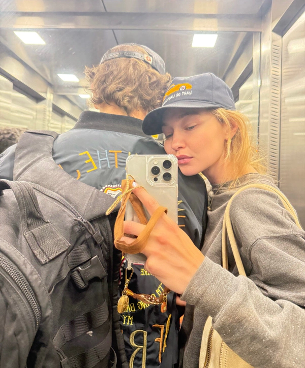 Did Gigi Hadid and Bradley Cooper Secretly Get Married? Matching Rings Spark Rumors — photo 1