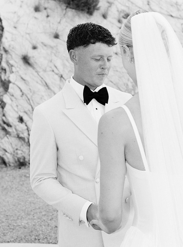Modern Design Meets Mediterranean Ease at This Rock-Carved Vineyard Wedding in Mallorca