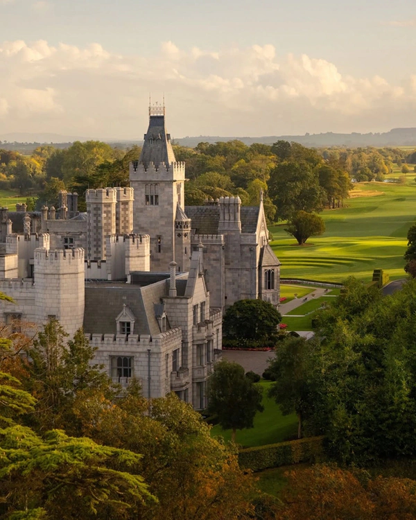 <a href="https://www.instagram.com/p/DV9jksujUYb/?img_index=1">Adare Manor</a>