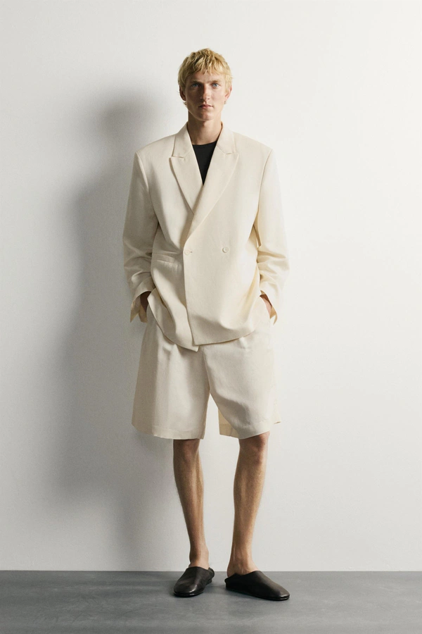 <a href="https://www.zara.com/us/en/viscose---linen-double-breasted-blazer-p04731940.html?v1=565101614">ZARA Blazer</a>, $179
