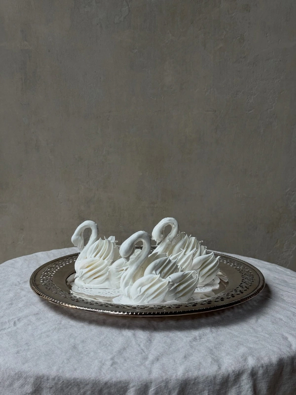 <a href="https://www.instagram.com/p/DWgMBoGE85Q/?img_index=4">G Cakes</a>