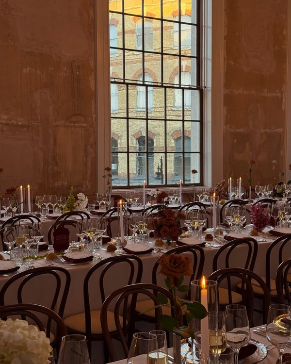 <a href="https://www.instagram.com/p/DZVJtZejR43/?hl=en&img_index=4" target="_blank" rel="noopener noreferrer">Old Sessions House</a>, Content: <a href="https://www.instagram.com/by_kelsie/?hl=en" target="_blank" rel="noopener noreferrer">By Kelsie</a>