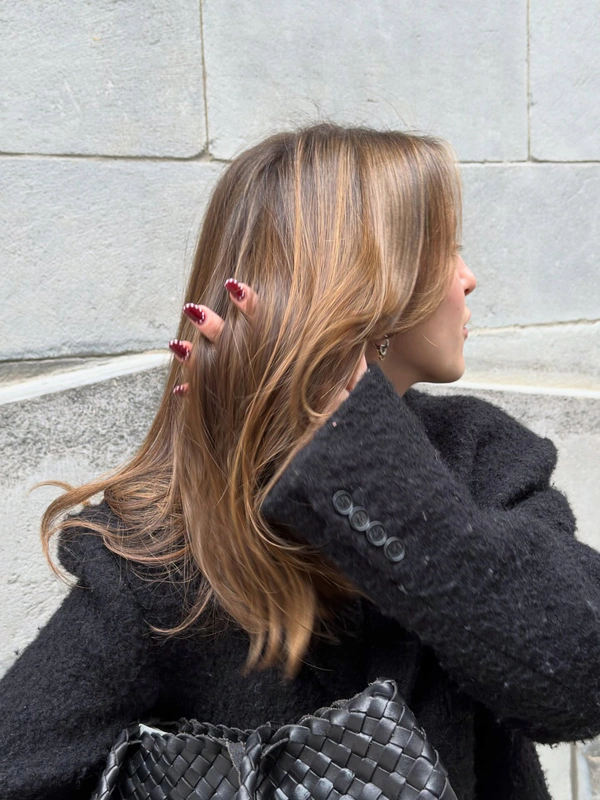 <a href="https://www.instagram.com/p/DVuFo3xCYDB/?img_index=1">Volodia Hairstylist</a>
