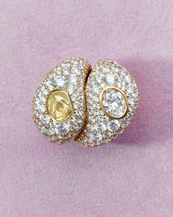 <a href="https://www.instagram.com/p/DWOkjXUCmwS/?img_index=1">De Beers</a>
