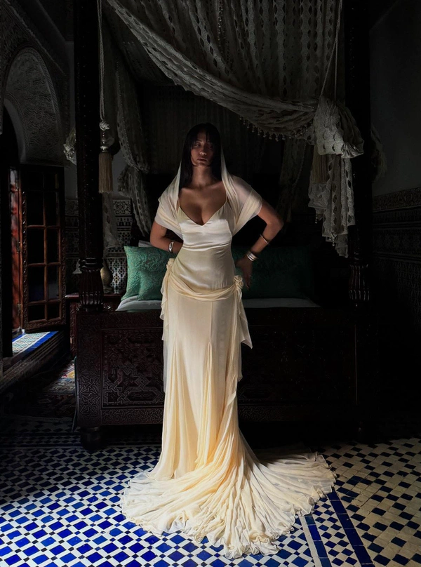 <a href="https://www.instagram.com/p/DI4ZiH6SAgj/?img_index=2">Mirror Palais</a>