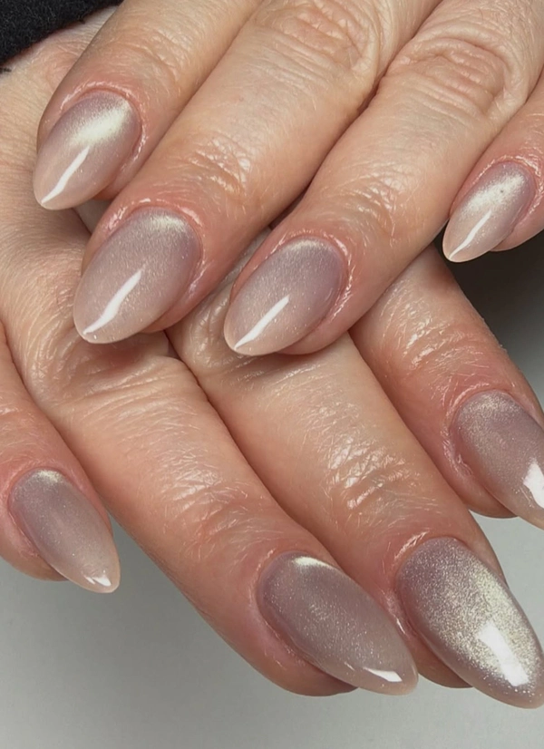 <a href="https://www.instagram.com/p/DVWg714jL2n/">Bayan Beauty</a>