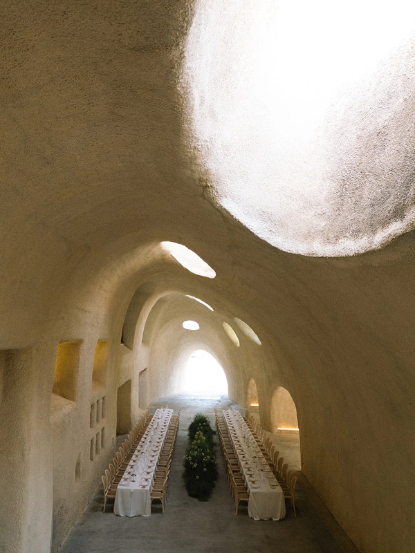 Modern Design Meets Mediterranean Ease at This Rock-Carved Vineyard Wedding in Mallorca