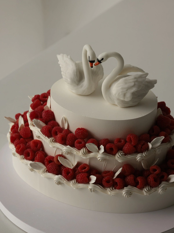 <a href="https://www.instagram.com/p/DYOuzWnjAaJ/?img_index=1">Pauline Cake Dubai</a>