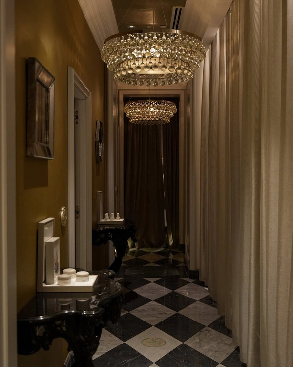 <a href="https://www.instagram.com/p/DE2pLZDvfJs/" target="_blank" rel="noopener noreferrer">St. Regis Florence</a>