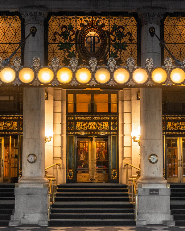 <a href="https://www.instagram.com/theplazahotel/p/DKDRtJyMYeY/">The Plaza Hotel</a>