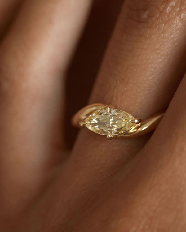 <a href="https://junerings.com/products/carroll-marquise?variant=41816987402288">June Rings</a>
