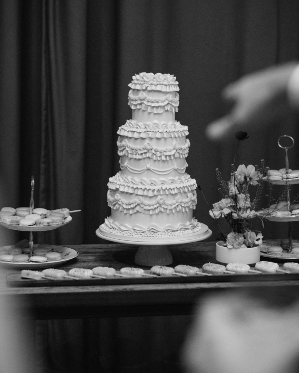 All About Intimate Weddings