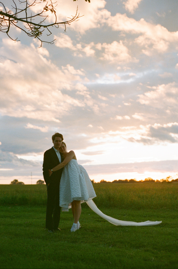 Real Wedding in Famous Instagram Location Lune 1860 | Wedding Venue