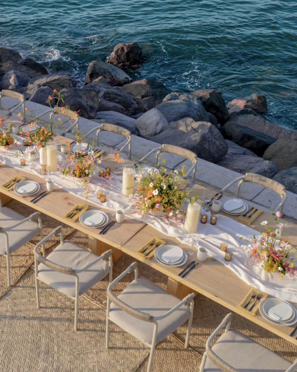 Stylish Beach Wedding Editorial — photo 1