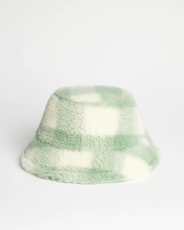 14 Trendy Winter Hats for Women | Stylish, Fashionable, Modern Beanies | Elegant, Chic Cap