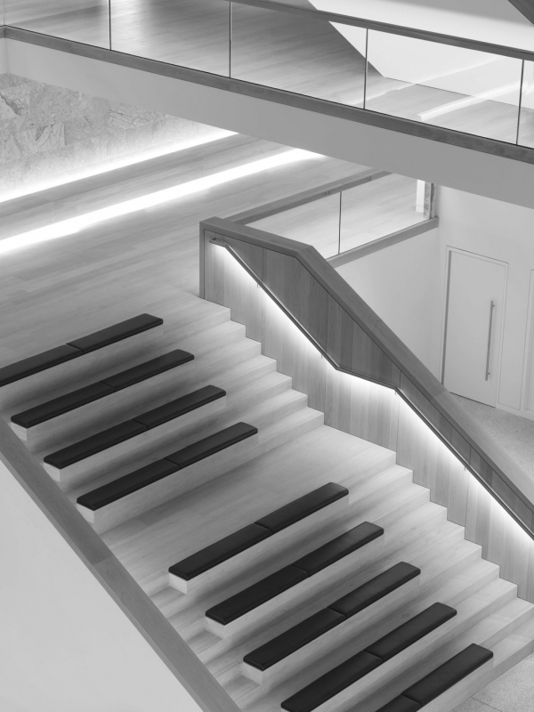 Top 5 Art Exhibitions in London 2023 | Upcoming Modern Painting Art Exhibitions