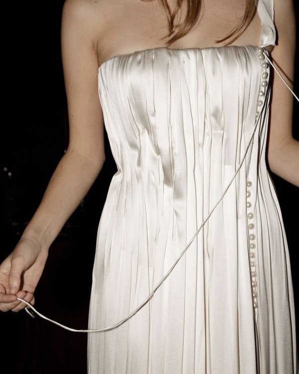 Tips for Picking a Wedding Dress | How to Choose a Wedding Gown