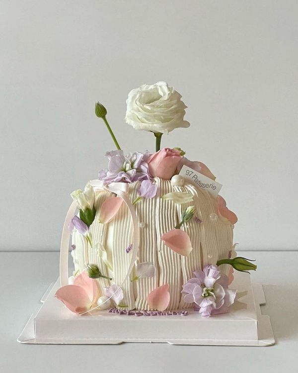 30 Creative Wedding Cake Ideas