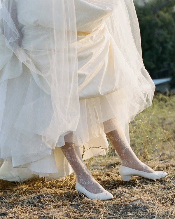 Vintage Style Wedding on a Ranch | Aly and Tommy's 80's Themed Wedding