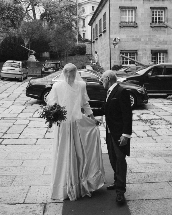 Wedding Etiquette for Parents of the Bride & Groom | Father & Mother Etiquette