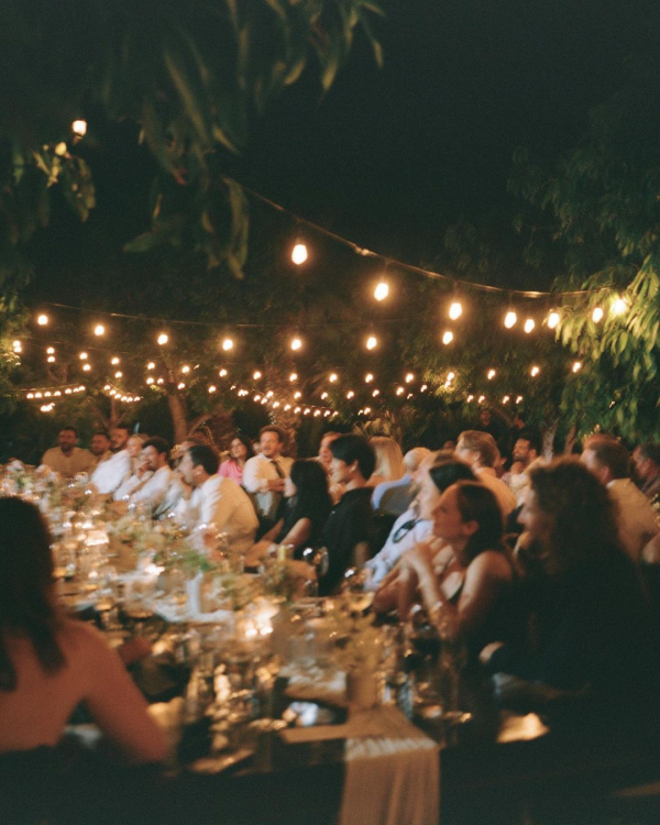 How to Find the Right Photographer For a Destination Wedding?