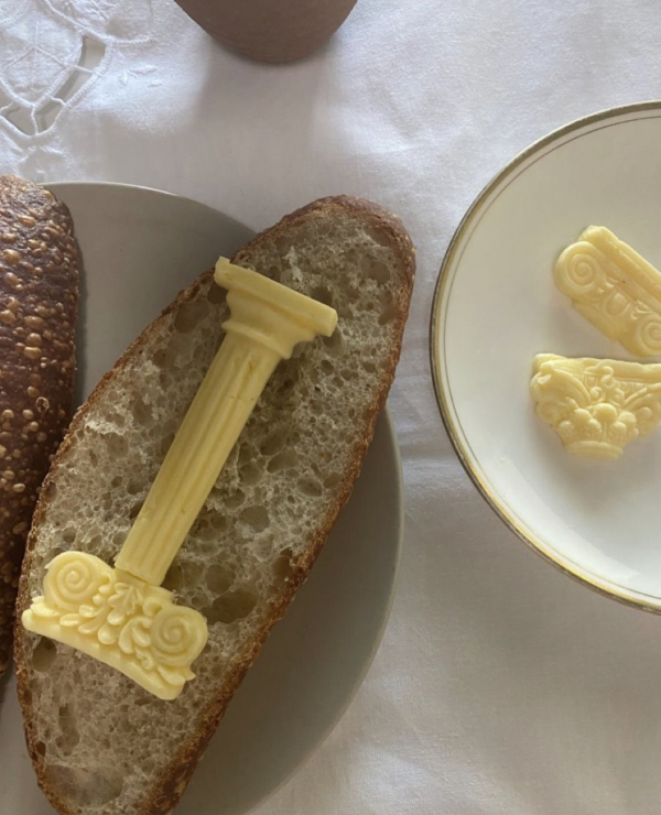 Christmas Table Decoration Ideas 2023 | Xmas Table Decor | Elegant, Modern Set Up