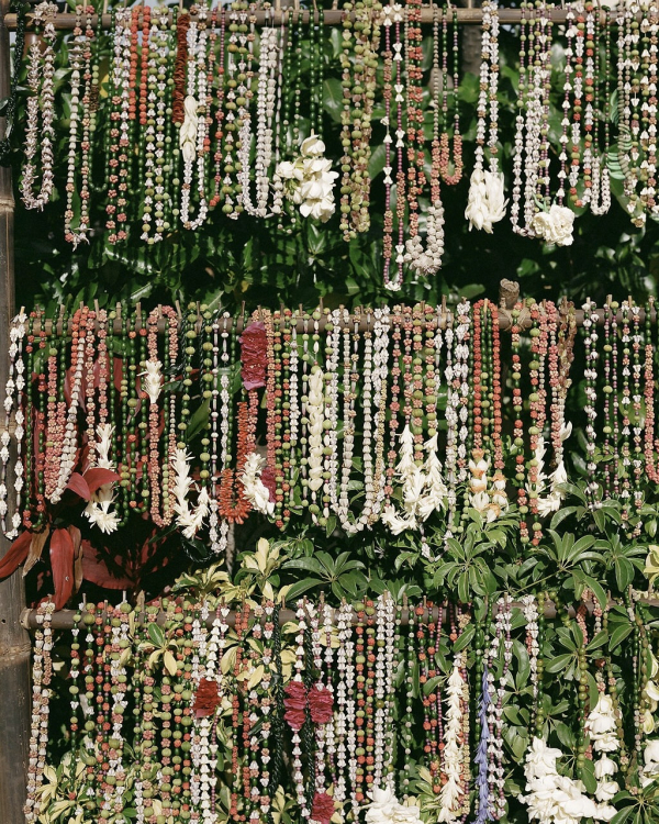 Real Wedding: Chloe & Duncan in Maui | Beach Wedding, Photos