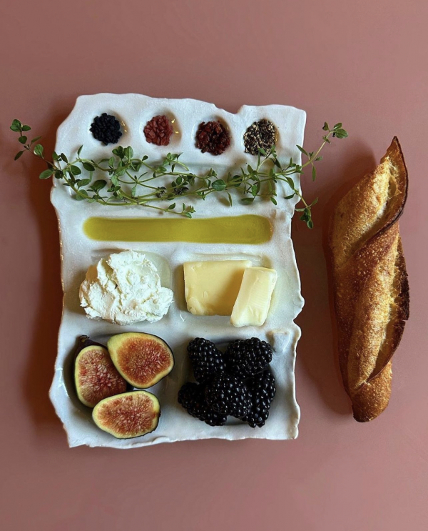 Christmas Table Decoration Ideas 2023 | Xmas Table Decor | Elegant, Modern Set Up