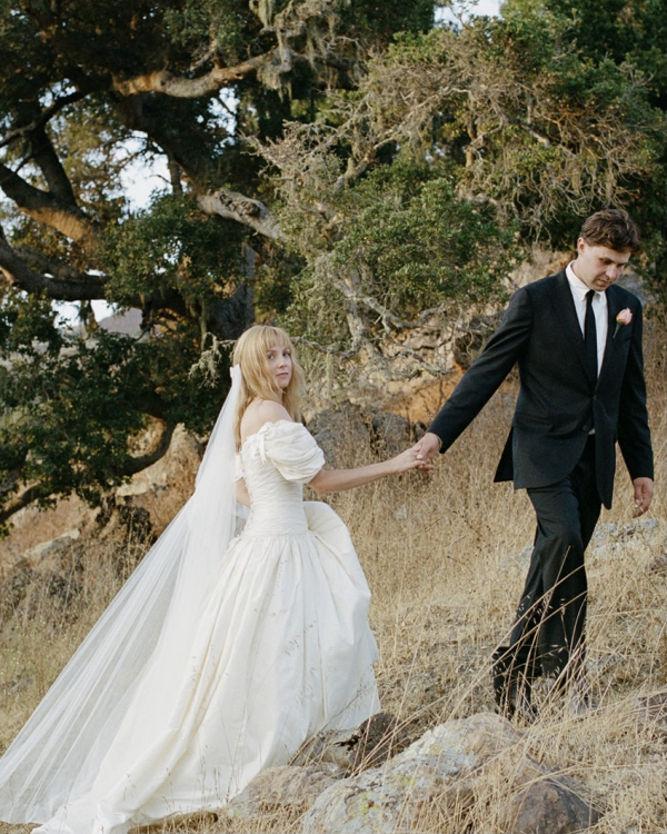 Vintage Style Wedding on a Ranch | Aly and Tommy's 80's Themed Wedding