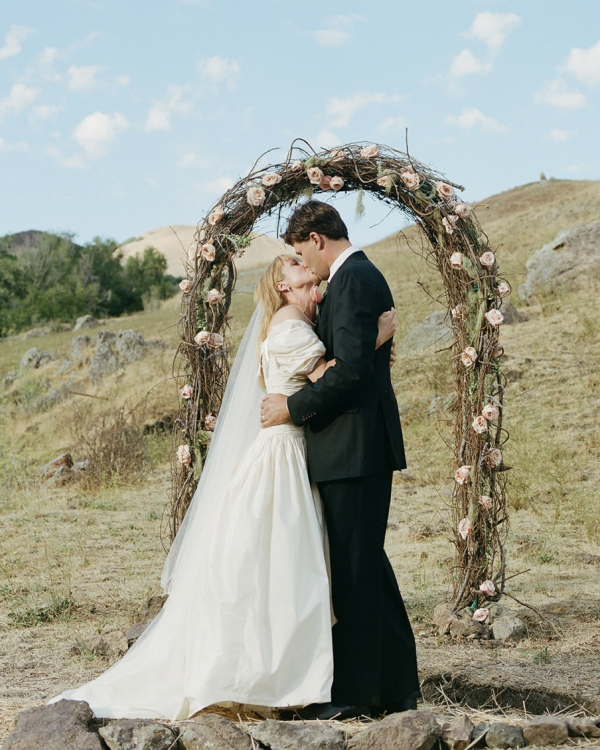 Vintage Style Wedding on a Ranch | Aly and Tommy's 80's Themed Wedding