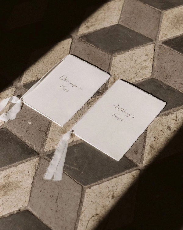 10 Expert Tips to Writing Your Wedding Vows