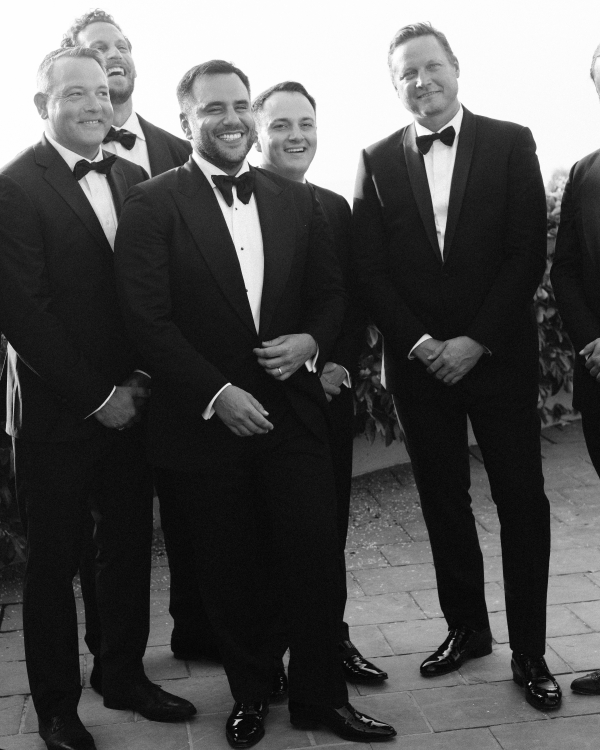 A Glamorous Seaside Wedding Evocative of a Classic Italian Film