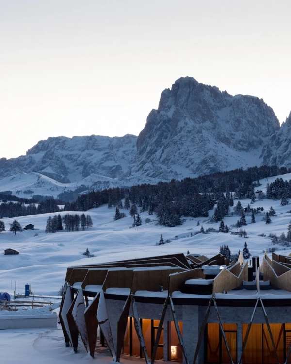 10 Dreamy Winter Wedding Venues