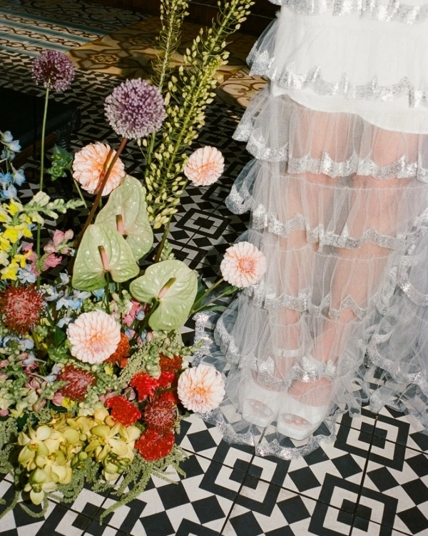 An Eclectic & Colorful Californian Celebration — photo 1