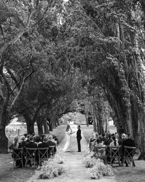 10 Expert Tips to Writing Your Wedding Vows