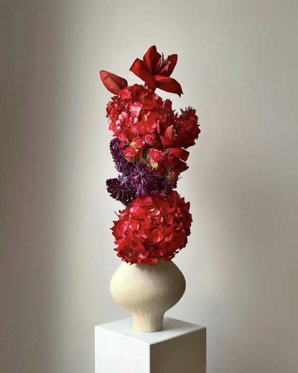 The Top 5 Colors Forecasted for 2025 Weddings