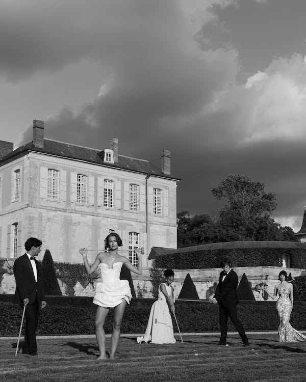 50 Must-Save Group Portrait Ideas