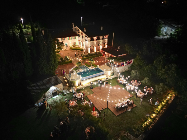 Venues Talici Hill Rustic Villas