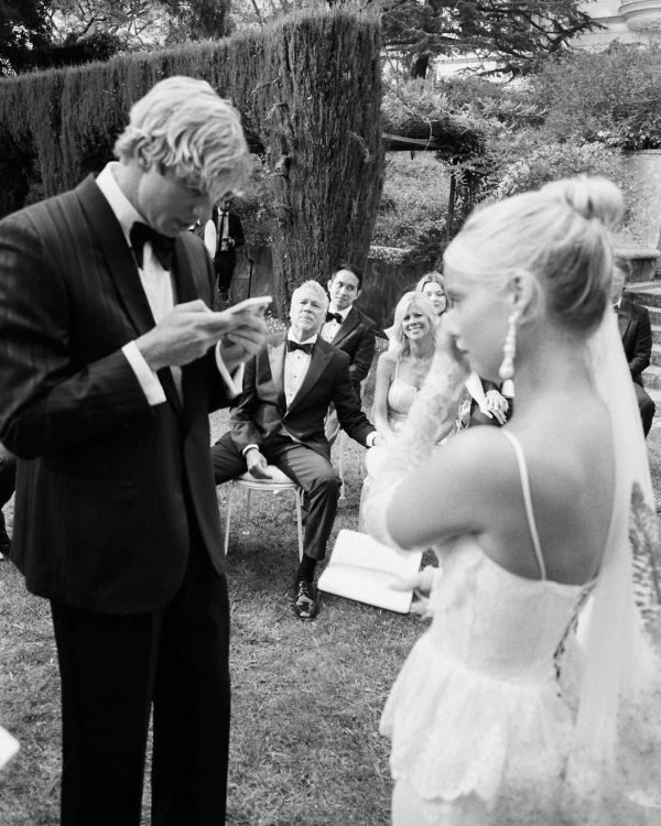 10 Expert Tips to Writing Your Wedding Vows
