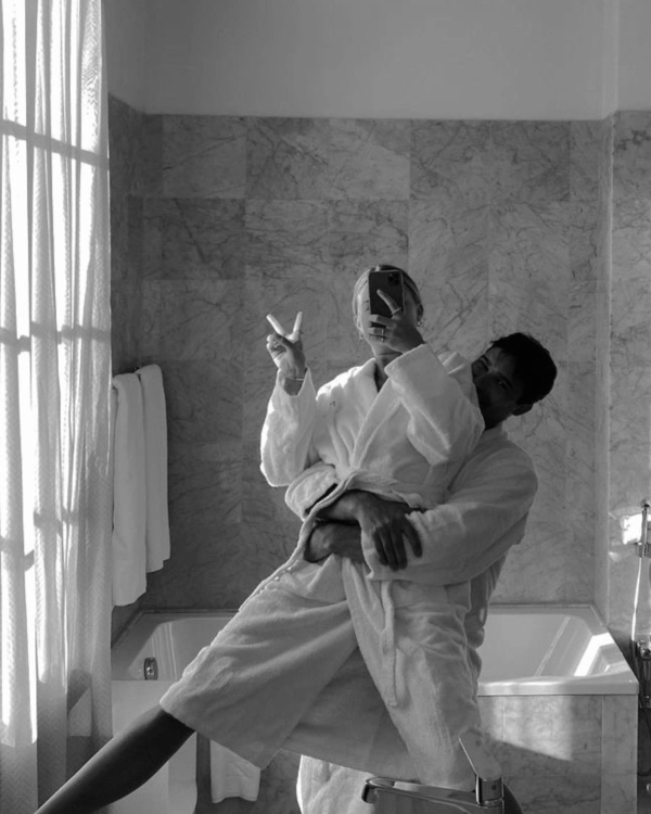 7 Unique Ways to Celebrate New Year's Eve as a Couple